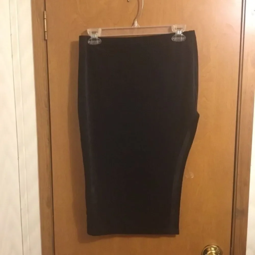 Shein Velvet Ribbed Elegant Black Split Pencil Mini Skirt M